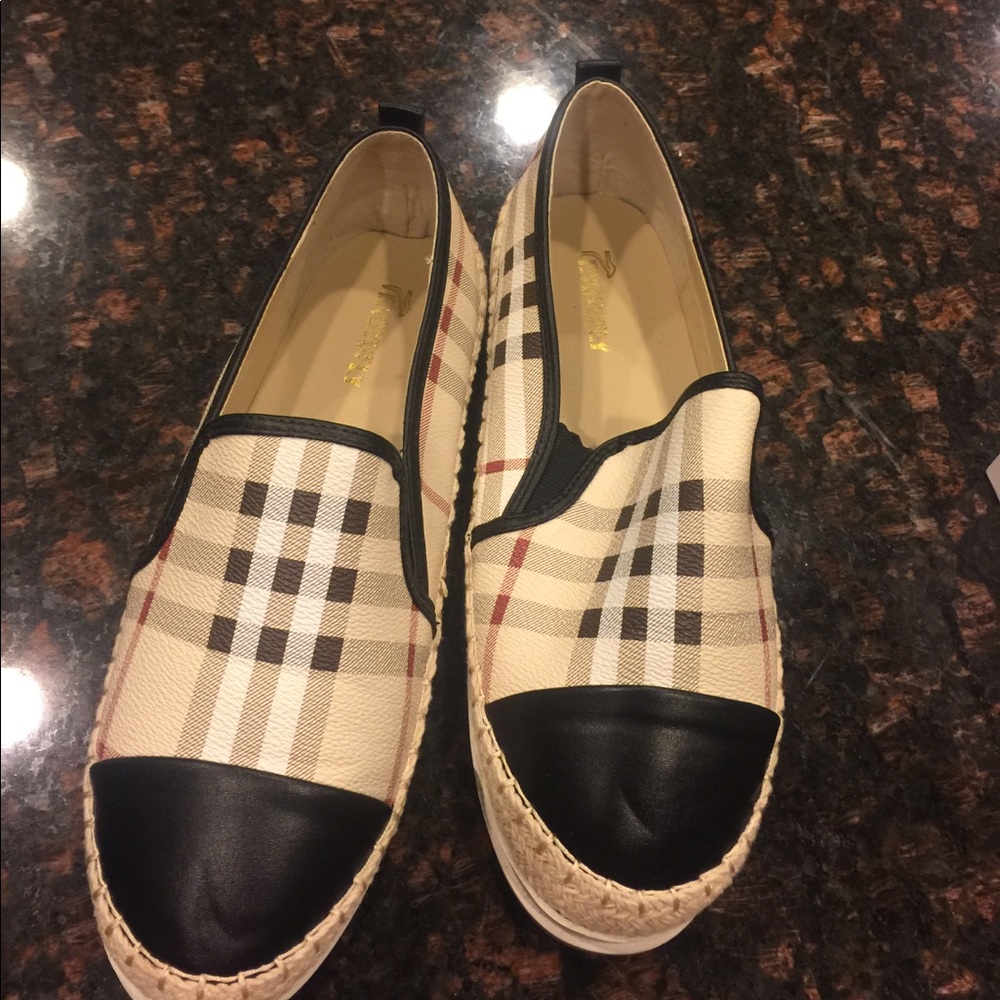 Plaid slipons